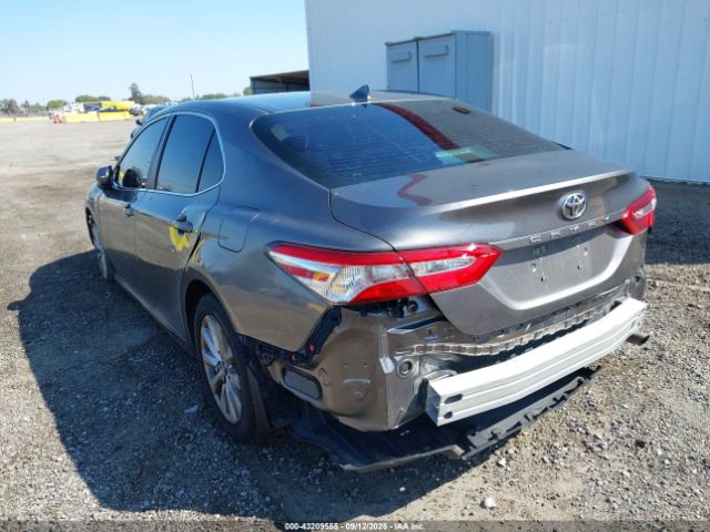 2019 TOYOTA CAMRY 4T1B11HK5KU750793 Photo 2