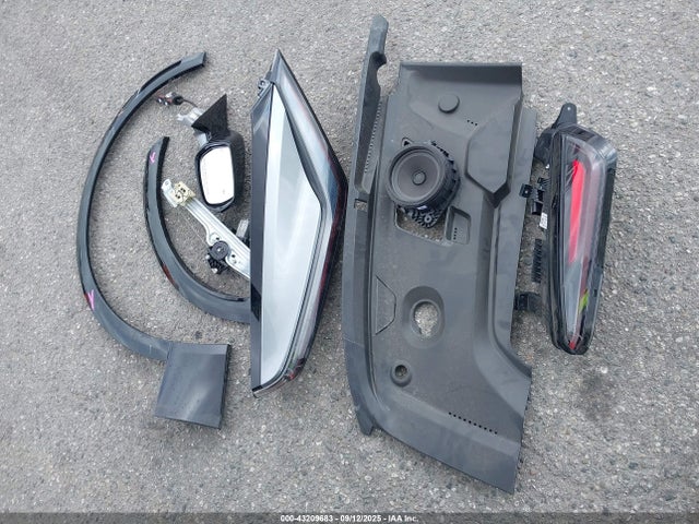 1GYKPWRL4RZ125218 Cadillac x0e + ec6