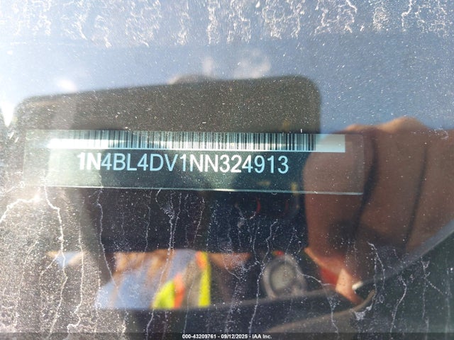 Nissan 2022 2022 1N4BL4DV1NN324913 Image 9