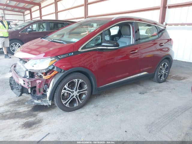 1G1FX6S00H4185847 Chevrolet 2017