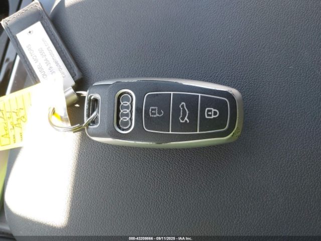 2021 AUDI Q7 WA1LJAF77MD022834 Photo 10