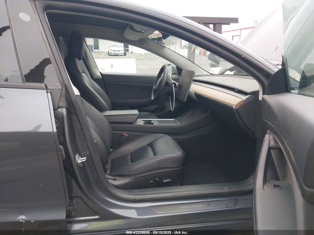 2021 TESLA MODEL 3 5YJ3E1EA4MF919335 Photo 4