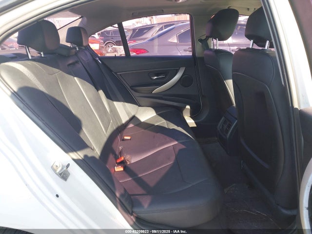 BMW 2014 2014 WBA3C3G57ENS72608 Image 8
