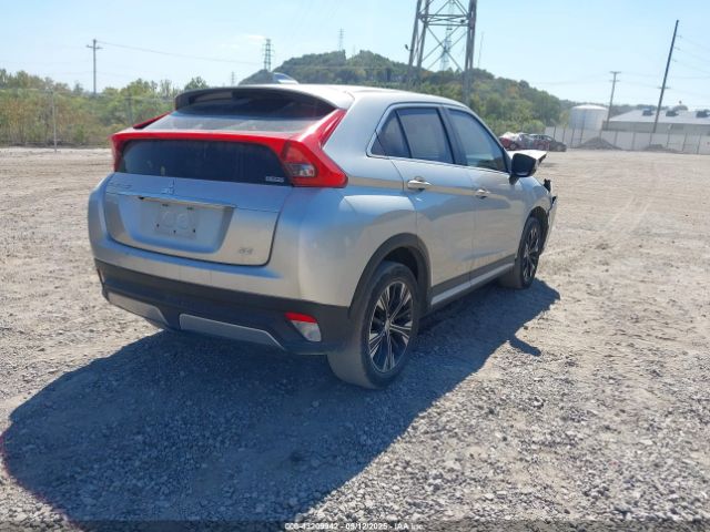 2020 MITSUBISHI ECLIPSE CROSS JA4AT5AA4LZ016647 Photo 3