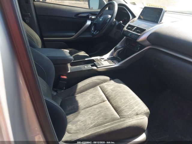 2020 MITSUBISHI ECLIPSE CROSS JA4AT5AA4LZ016647 Photo 4