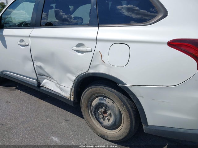 2016 MITSUBISHI OUTLANDER JA4AD2A33GZ000202 Photo 5