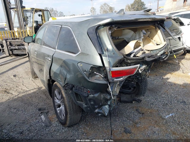 5TDKKRFH9FS047585 Toyota 2gr-fe