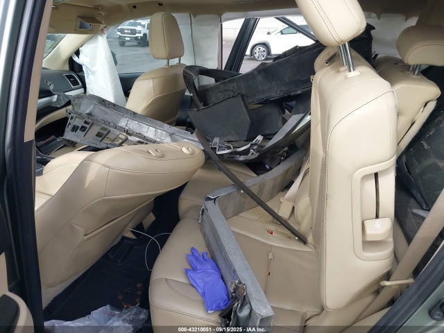 5TDKKRFH9FS047585 Toyota 2gr-fe