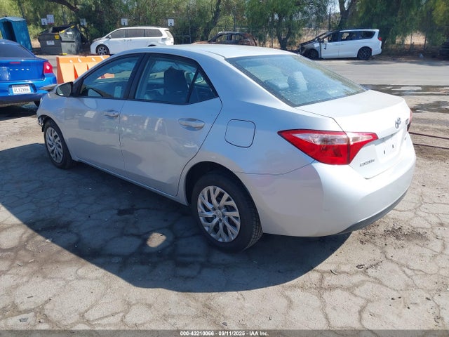 2T1BURHE5KC232393 Toyota COROLLA LE