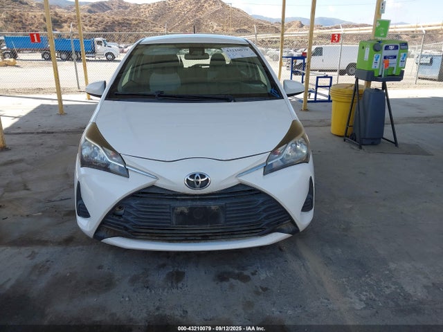 Toyota YARIS L 2018 VNKJTUD32JA096255 Image 12