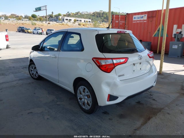 Toyota YARIS L 2018 VNKJTUD32JA096255 Image 3