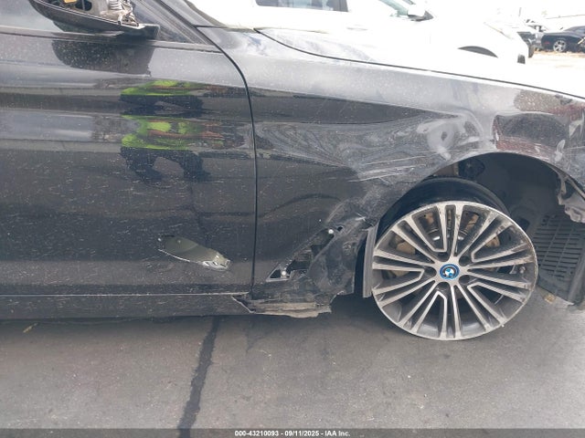Продаж на аукціоні авто 2018 Bmw 540i, vin: WBAJE5C57JG917744, номер лоту: 43210093