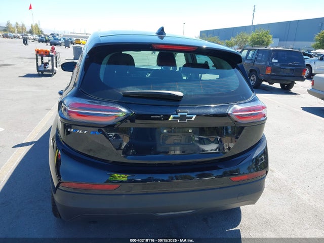 1G1FX6S09P4139108 Chevrolet 2023