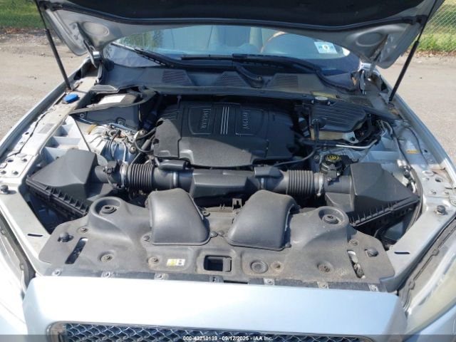 2011 JAGUAR XJ SAJWA2GB9BLV13633 Photo 9