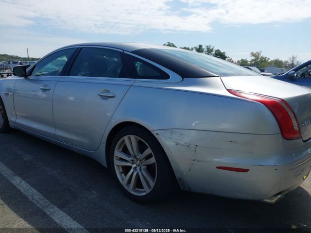 2011 JAGUAR XJ SAJWA2GB9BLV13633 Photo 5