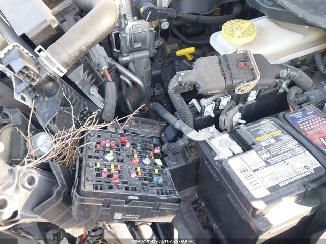 1C4SJVDT3NS157136 Jeep Wagoneer