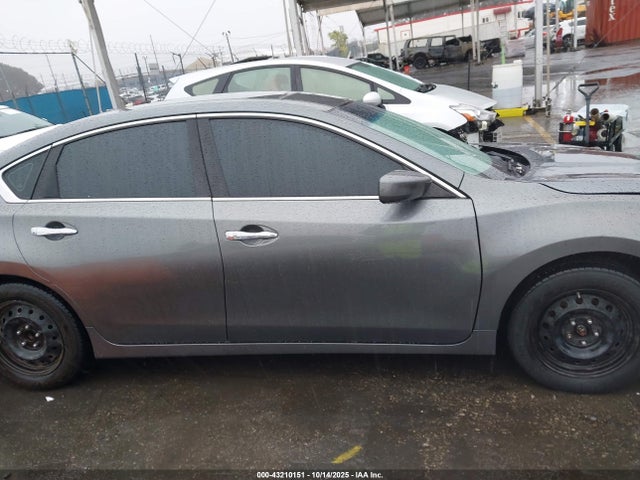 2016 Nissan Altima მანქანა იყიდება აუქციონზე, vin: 1N4AL3AP4GN335354, აუქციონის ნომერი: 43210151
