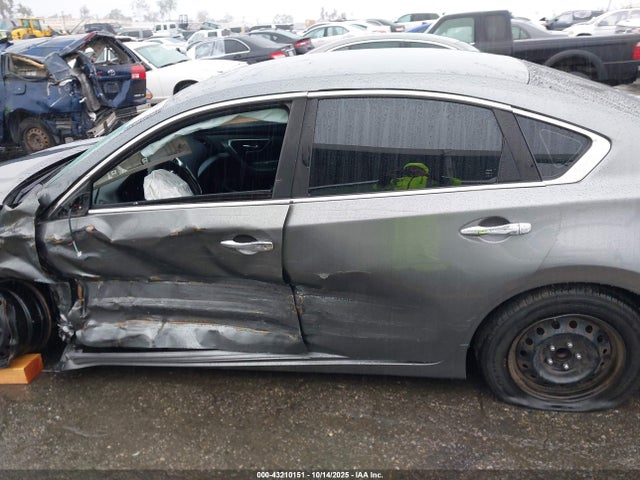 2016 Nissan Altima მანქანა იყიდება აუქციონზე, vin: 1N4AL3AP4GN335354, აუქციონის ნომერი: 43210151