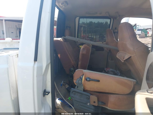 Продаж на аукціоні авто 2005 Ford F-250 Lariat/xl/xlt, vin: 1FTSW21P85EA43607, номер лоту: 43210154