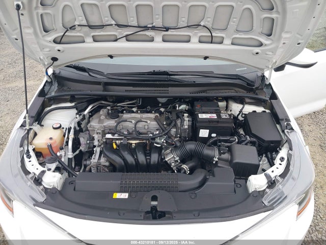 JTDEPMAE4MJ185818 Toyota COROLLA LE