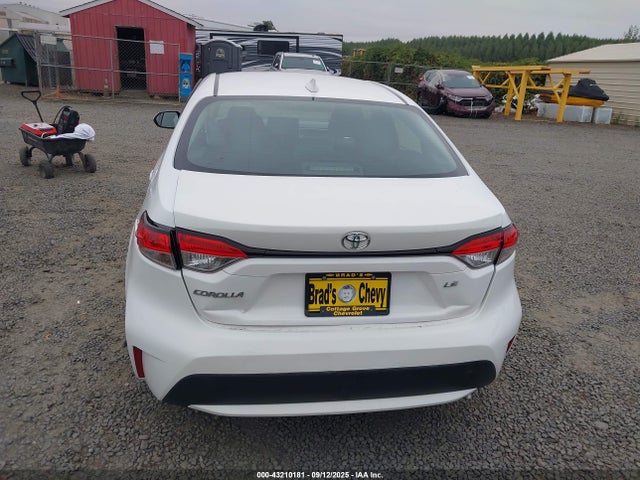 JTDEPMAE4MJ185818 Toyota COROLLA LE