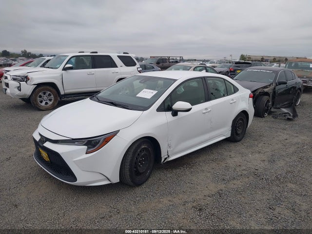 JTDEPMAE4MJ185818 Toyota COROLLA LE
