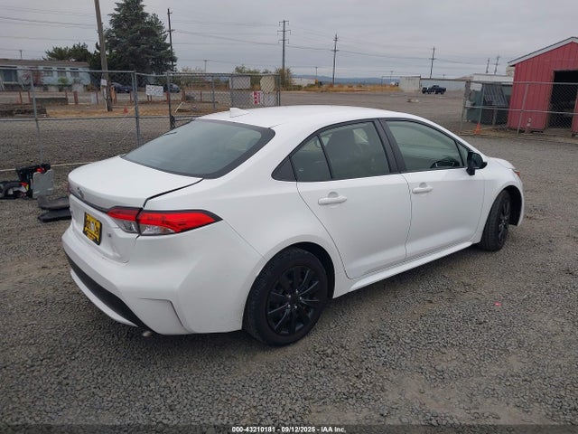 JTDEPMAE4MJ185818 Toyota COROLLA LE