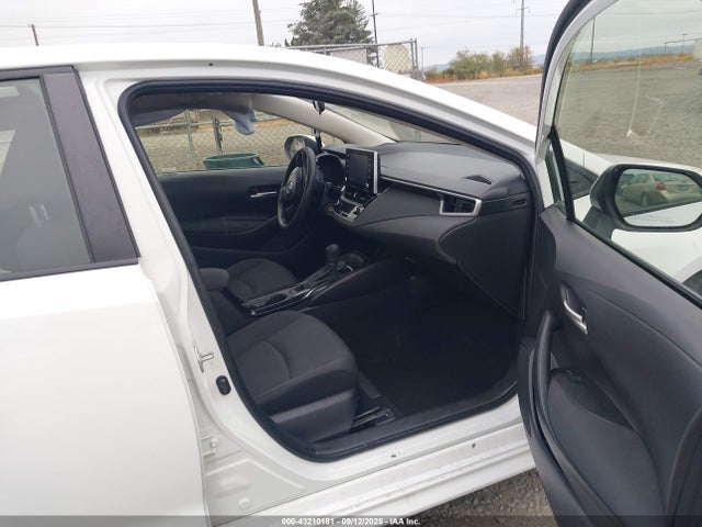 JTDEPMAE4MJ185818 Toyota COROLLA LE
