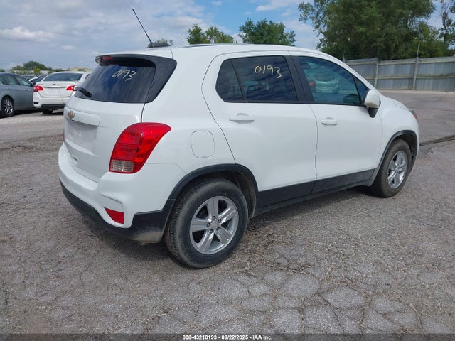 KL7CJKSMXMB364438 Chevrolet le2