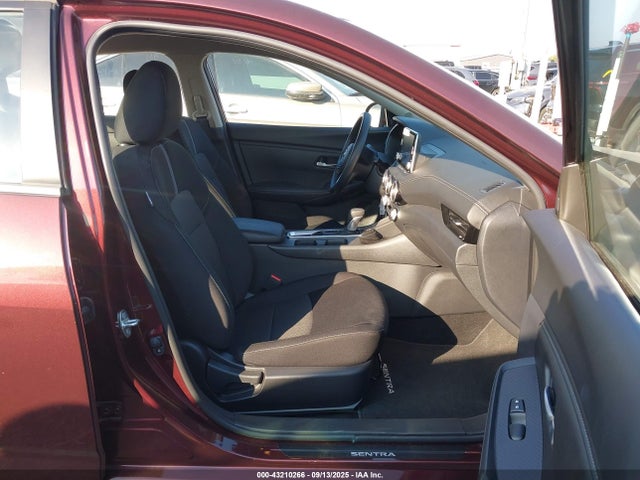 3N1AB8CV9SY271977 Nissan 2025
