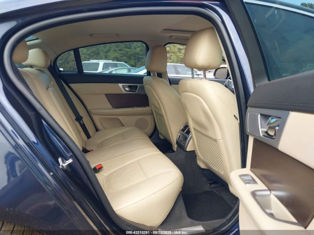 2014 JAGUAR XF SAJWA0ES9EPU19031 Photo 7