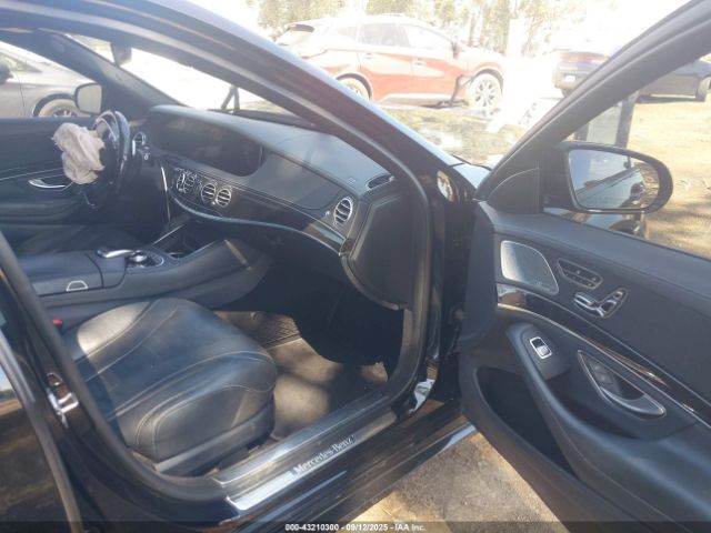 2019 MERCEDES-BENZ S 560 WDDUG8DB8KA454622 Photo 4