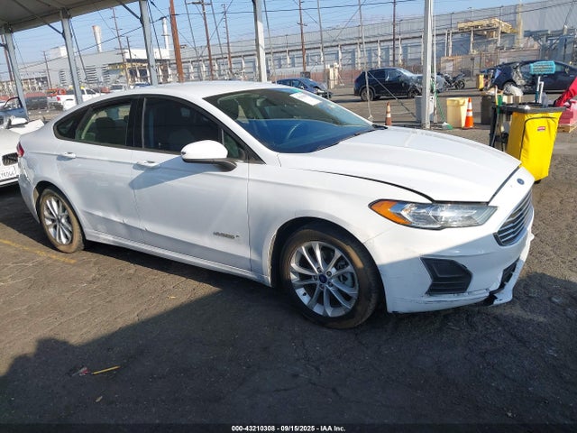 Ford Fusion Hybrid Se 2019 3FA6P0LU7KR220751 Image 1
