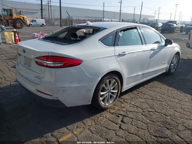 Ford Fusion Hybrid Se 2019 3FA6P0LU7KR220751 Image 4