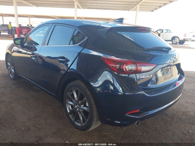 3MZBN1M32JM267978 Mazda py