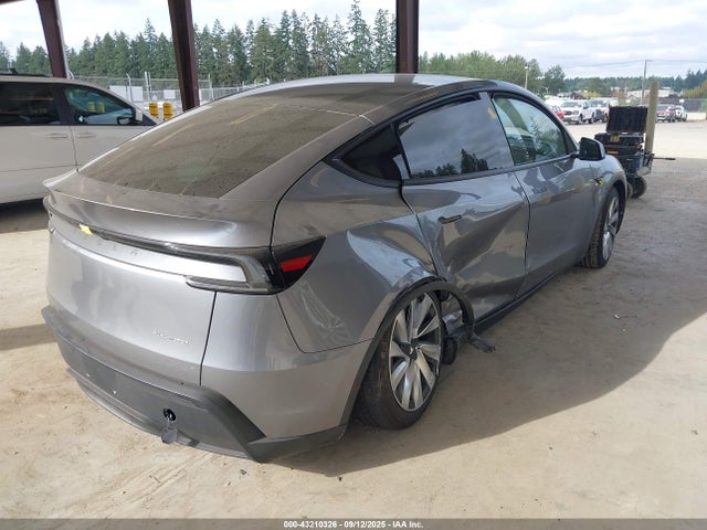 7SAYGDEE4TF392810 Tesla 2026