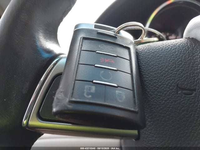 2010 CADILLAC CTS 1G6DS5EV4A0110244 Photo 10