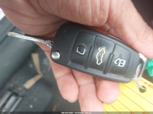 2015 AUDI A3 WAUACGFF7F1074337 Photo 10