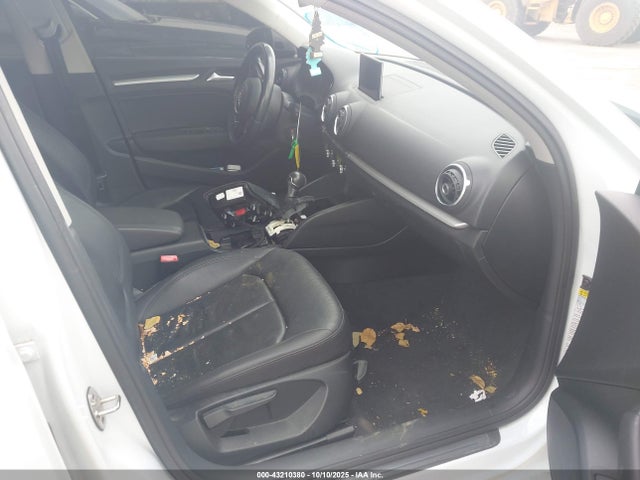 2015 AUDI A3 WAUACGFF7F1074337 Photo 4