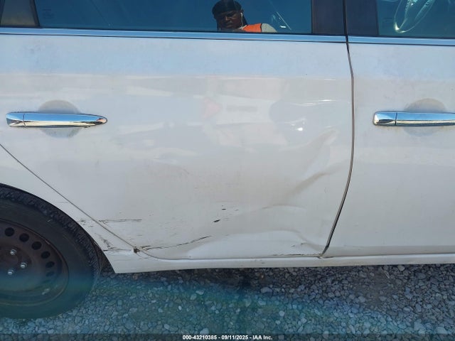 Nissan 2015 2015 3N1AB7AP3FY353367 Image 6