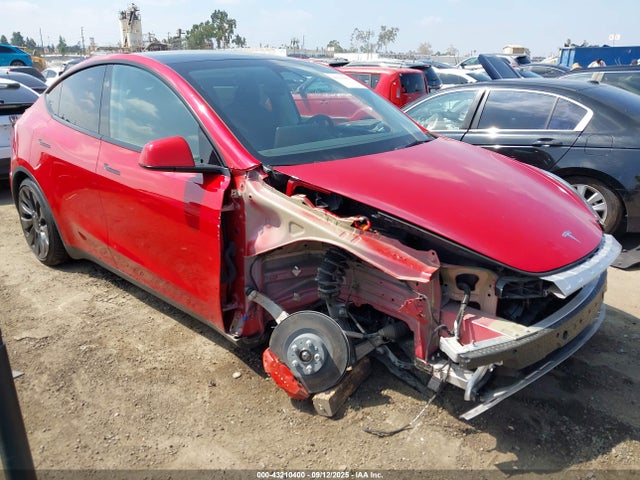 2023 TESLA MODEL Y 7SAYGDEF6PF898895 Photo 0