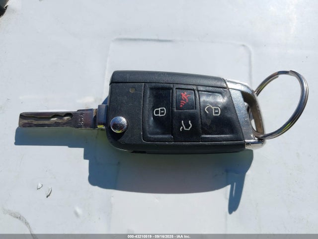 3VW5T7AU1KM002246 Volkswagen 2019