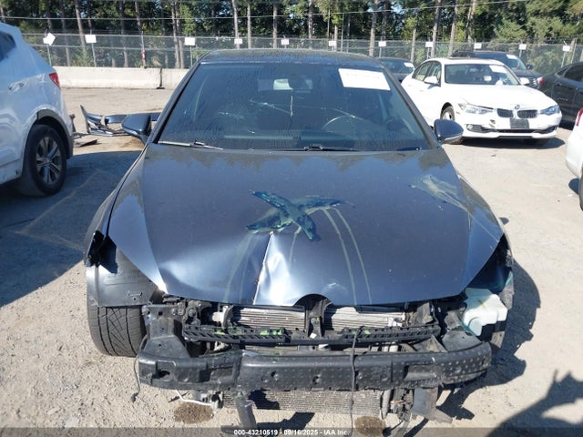 3VW5T7AU1KM002246 Volkswagen 2019