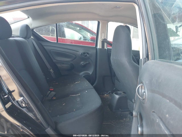 3N1CN7AP7EL820303 Nissan 2014