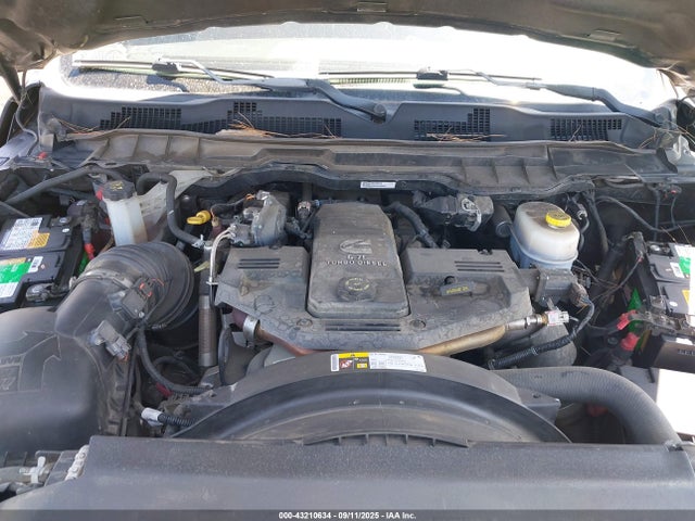 3C6UR5NL7HG568767 RAM 2017