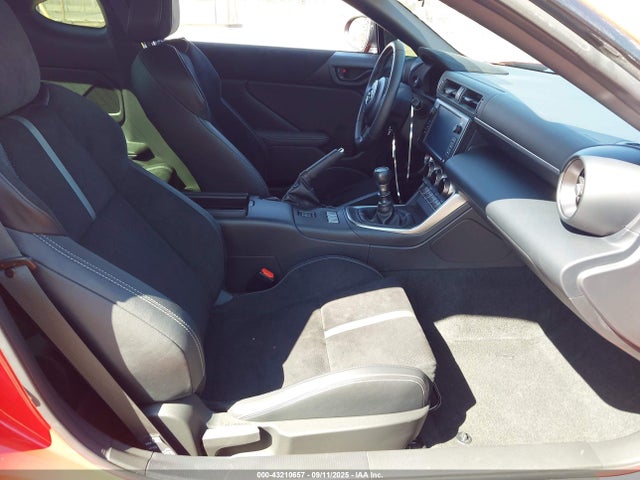 Toyota na 2023 JF1ZNBE18P9753969 Image 5