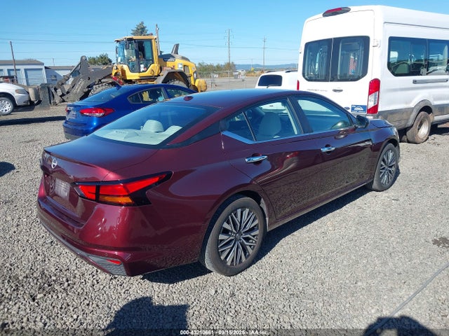 Nissan 2025 2025 1N4BL4DV1SN305838 Image 4