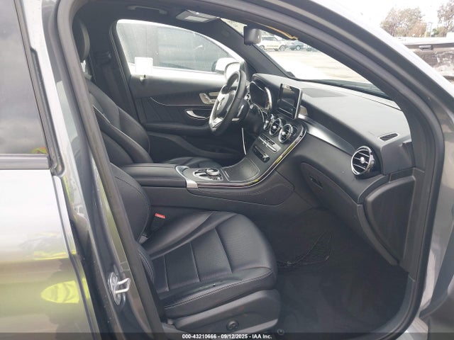 WDC0J4KB8JF295098 Mercedes-Benz m274