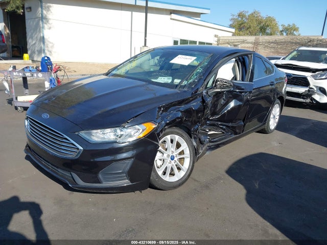 Ford Fusion Hybrid Se 2020 3FA6P0LU7LR218418 Image 2