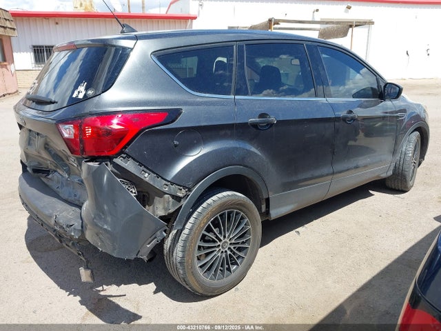1FMCU0GD3KUA42275 Ford ESCAPE SE